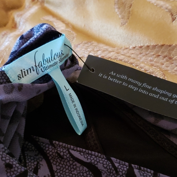 Slim Fabulous Sliming Dress with Shell - Picture 6 of 9